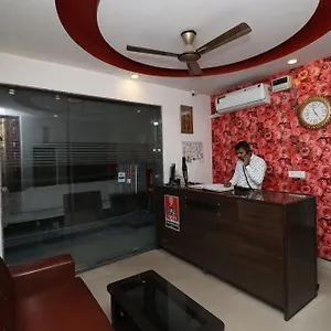 4* Hotel Oyo Flagship Daimond